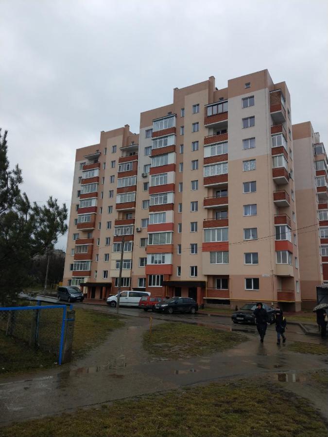 однокімнатна в новобудові по мельника Apartment *